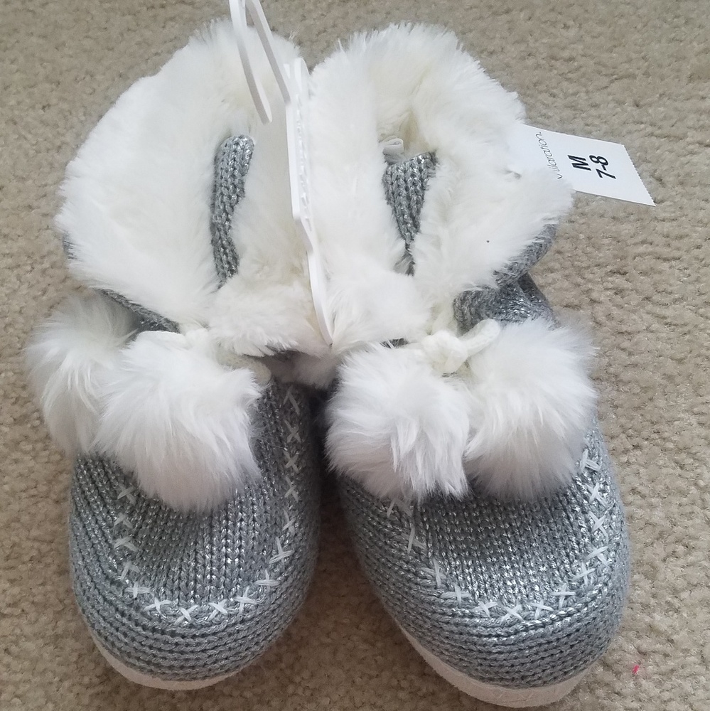 Xhilaration Slippers - Gray